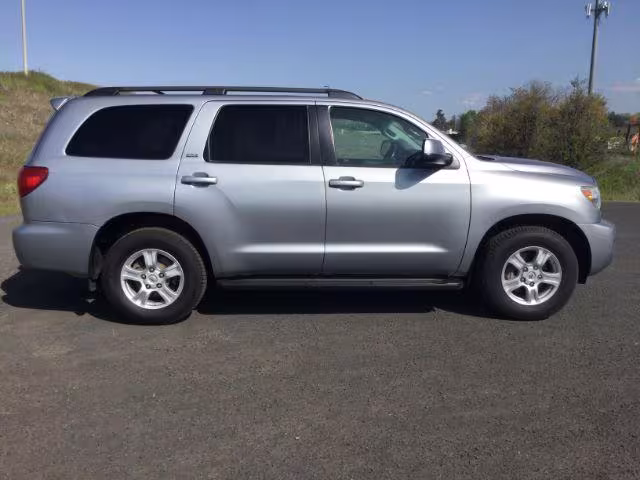 2015 Toyota Sequoia - 5TDBY5G19FS121421 - Image #15