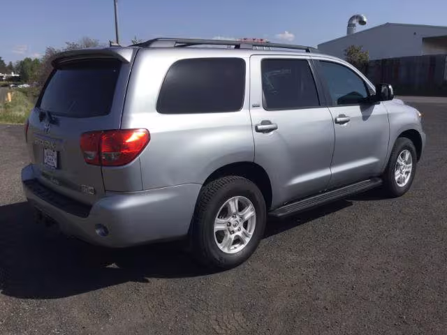 2015 Toyota Sequoia - 5TDBY5G19FS121421 - Image #16