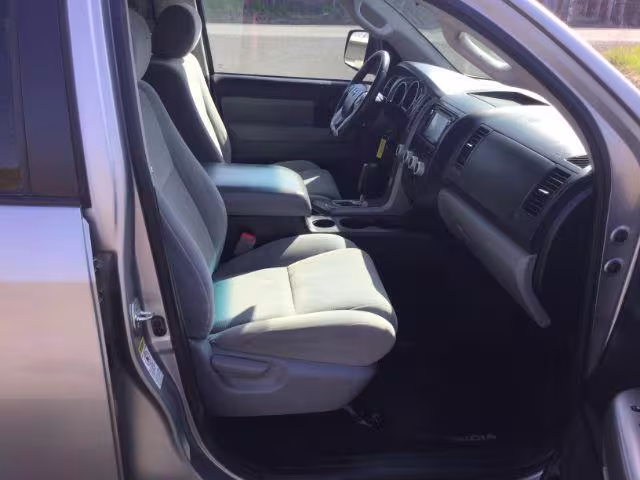 2015 Toyota Sequoia - 5TDBY5G19FS121421 - Image #12